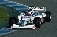 【ホンダF1ストーキング】パニス、シューマッハを抜いてトップ 画像