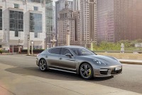 【東京モーターショー13】ポルシェ、パナメーラ ターボSエグゼクティブ を世界初公開 画像