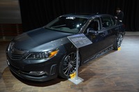 【SEMAショー13】アキュラ RLX に「VIPセダン」…都市の夜に似合うカスタマイズ 画像