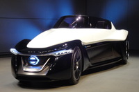 【東京モーターショー13】日産、 市販するEV「ブレードグライダー」発表 画像