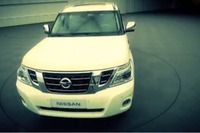 日産の大型SUV、パトロール 改良新型を予告…表情一新 画像