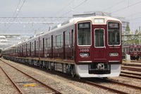 阪急の新型車両1000系が完成…11月28日から営業運転開始 画像