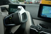 【BMW i3 試乗】EVもハンドリング性能が評価される時代…石川真禧照 画像