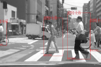 ZMP、単眼カメラによる歩行者・車両検出実験キットの販売を開始 画像