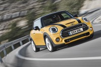 新型 MINI ハッチバック 発表、歴代初の2.0ターボは192ps 画像