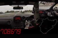 日産 GT-R NISMO、ニュル量産車最速記録達成の瞬間…クルム選手渾身のタイムアタック［動画］ 画像