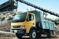 【東京モーターショー13】三菱ふそう、アジア・アフリカ戦略車 FI を日本初公開 画像