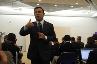【東京モーターショー13】日産ゴーン社長「米国市場では潜在力を十分発揮していない」 画像
