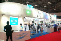 【東京モーターショー13】NTN、12％軽量化できる新型ハブジョイントを展示 画像
