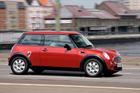 MINIに個性の3仕様…Seven、Park Lane、Checkmate 画像