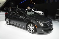 【ロサンゼルスモーターショー13】キャデラック初のPHV、ELR の詳細発表…最大555km走行可能 画像