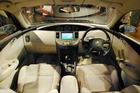 【飛躍!! 新型日産『プリメーラ』】見かけ倒しじゃない機能美 画像