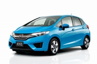 カレコ、カーシェアリング車両に新型フィット 導入 画像