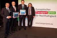 三菱ふそう、キャンター エコ ハイブリッド が European Transport Sustainability Prize 2014 を受賞 画像