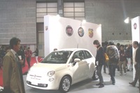 【大阪モーターショー13】イタリア車3ブランド、フィアット、アバルト、アルファロメオが勢揃い 画像