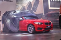 【デトロイトモーターショー14】BMW 2シリーズクーペ「02の伝統受け継ぐ究極のドライビングマシン」 画像