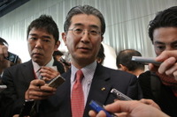日産片桐副社長、国内需要は年度下期には回復 画像