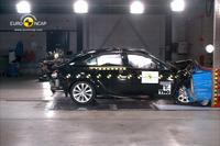 【ユーロNCAP】レクサス IS 新型、2013年のラージファミリーカー部門で最優秀評価 画像