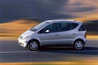 【ジュネーブ・ショー2001出品車】『AクラスLWB』その1 ---『Eクラス』並の居住性 画像