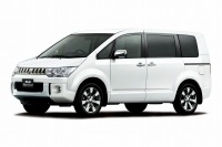 三菱、デリカD：5 ディーゼルモデルに特別仕様車…本革シートなど装備 画像