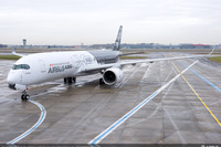 【シンガポール航空ショー14】エアバス A350 XWBがでステージの中央に 画像