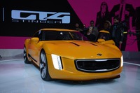 【デトロイトモーターショー14】韓国キアのFRスポーツ、GT4 スティンガー…市販版はトヨタ86やマツダロードスターを意識 画像