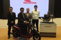 ホンダ青山取締役、二輪国内活性化に今年前半に20モデル投入 画像