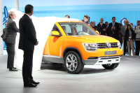 【デリーモーターショー14】VWの小型SUVコンセプト、タイグン …オフロード仕様に進化 画像