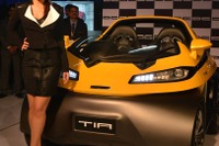 【デリーモーターショー14】インドのDCデザイン、超小型スポーツ「ティア」を提案…年内に生産へ 画像