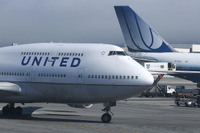 ユナイテッド航空、特別費用を除く純利益が2億9800万ドル…2013年10-12月期決算 画像