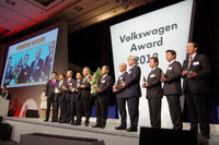 VWセールスマスター日本一は2.25日に1台新車を売る…VWアワード開催 画像