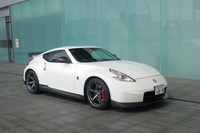 【フェアレディZ NISMO 試乗】気持ちよく回るエンジンの快感…松下宏 画像