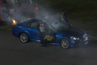 米 NASCAR 開幕戦で車両火災、デビューしたてのペースカーにトラブル発生［動画］ 画像
