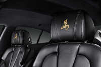 BMW M6 と M5、中国専用「ホースエディション」…ヘッドレストに馬の文字 画像