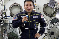 若田光一宇宙飛行士 3月9日国際宇宙ステーションコマンダーに就任 画像