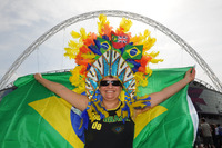 【新聞ウォッチ】サッカーW杯、五輪異変、ブラジル人の出稼ぎ労働者帰国ラッシュ 画像