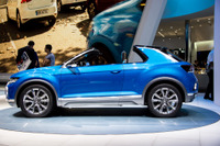 【ジュネーブモーターショー14】VW T-ROC、ゴルフベースのクロスオーバーが登場［詳細画像］ 画像