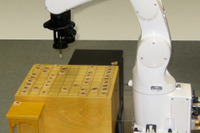 デンソー、将棋電王戦にロボットアームを提供…プロ棋士と対戦 画像