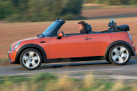 【リセールインフォ】輸入車トップは MINI コンバーチブル 画像