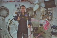 若田光一宇宙飛行士、国際宇宙ステーションからコマンダー就任のあいさつ 画像