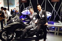 【東京モーターサイクルショー14】ホンダ NM4、次のホンダファンをつくる 画像