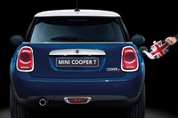 MINIに「クーパーT」…世界初の紅茶バイオ燃料で走行 画像