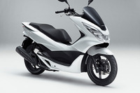 ホンダ、スクーターPCXとPCX150をフルモデルチェンジして発売へ…フロント・リアカウルを新設計 画像