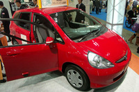 【福祉機器展05】 国内唯一の足動運転補助装置、フランツシステム 画像