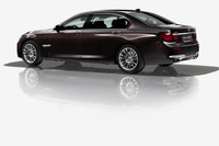 【北京モーターショー14】BMW 7シリーズ に中国専用 ホースエディション…ヘッドレストに漢字の「馬」 画像