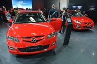 【北京モーターショー14】中国でアテンザ 3世代併売中、その理由は？…マツダ中国副社長に聞く 画像