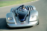 【ジュネーブ・ショー2001出品車】リンスピード『Rワン』リーン&クリーン 画像
