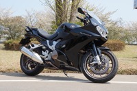 ホンダのバイク最新モデルに一気乗り…VFR800F［動画］ 画像