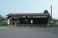 山形鉄道、100周年の駅舎で写真展 画像