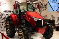 ヤンマーミュージアム、奥山清行デザインの次世代トラクター一般公開を延長 画像